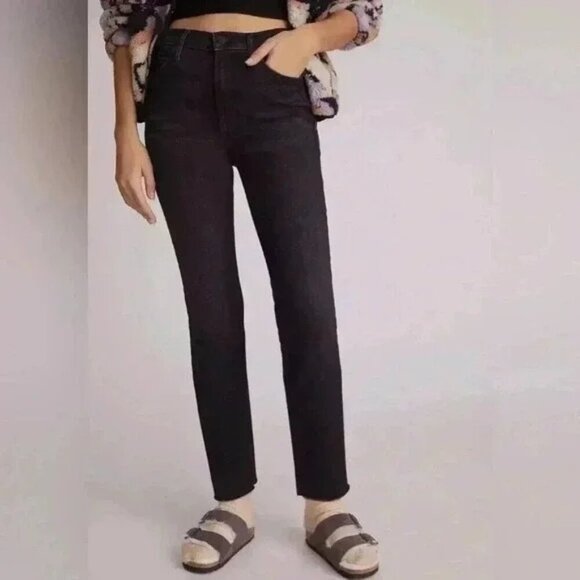 MOTHER Denim - Mother Jeans The High Wasted Rascal Ankle Snippet in Thunder Road Size 27
